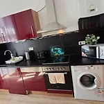 Elena Flat Orchidee Zentrum Apartman *