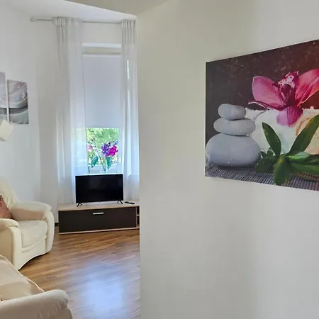 شقة Elena Flat Orchidee Zentrum