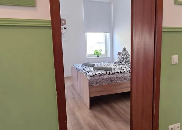 Elena Flat Orchidee Zentrum Apartman *