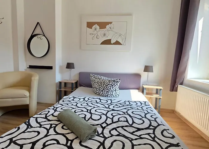 Elena Flat Orchidee Zentrum Apartman *